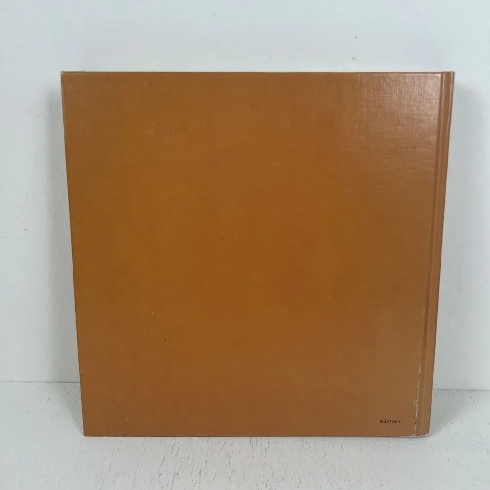 Introduction to Cooking with the Amana Radarange‎ Microwave Oven Cookbook 1980